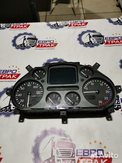 Щиток приборов Даф 95