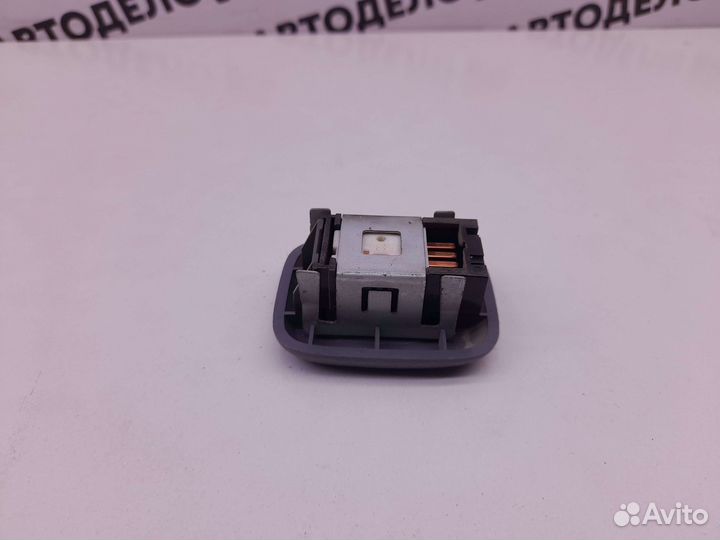 Кнопка стеклоподъем зад прав Daihatsu Gran Move