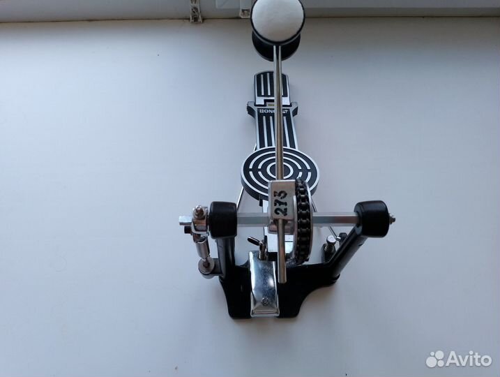 Педаль. бас барабана