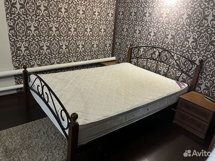 Кровать двухспальная 140 190