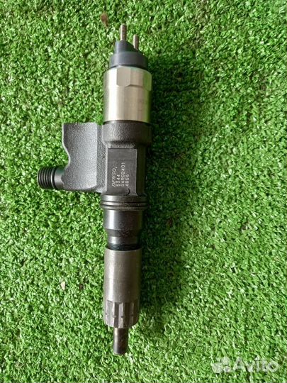 Форсунка топливная Isuzu NQR75 4HK1 Euro 3