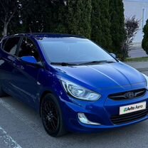 Hyundai Solaris 1.4 MT, 2012, 320 000 км, с пробегом, цена 670 000 руб.