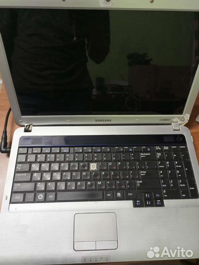 Ноутбук samsung R530