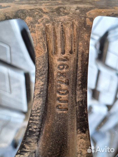 Продам комплект колёс