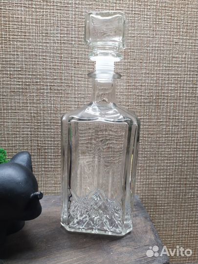 Гусь-Хрустальный стеклянный графин