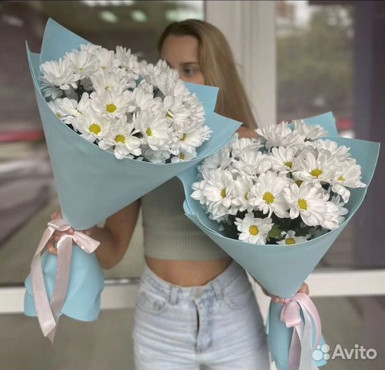 Букеты из хризантем ромашек