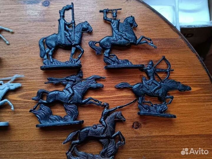 Игрушки солдатики пластмассовые СССР