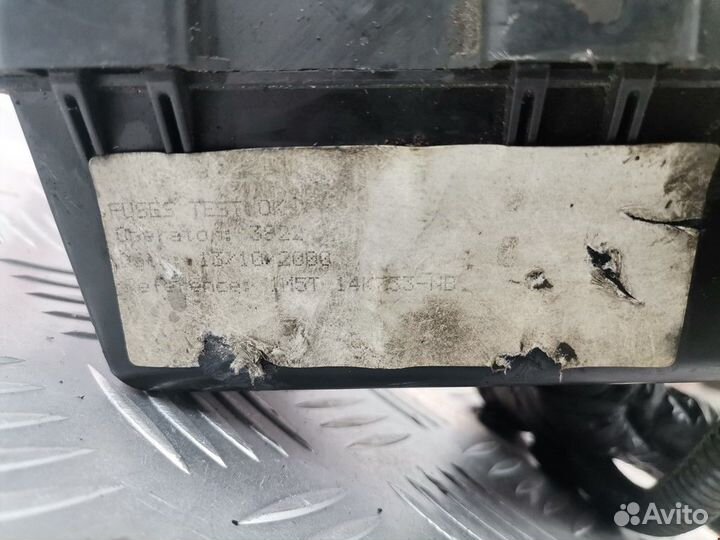 Блок предохранителей Ford Focus 2000 1126245