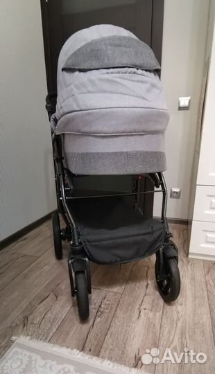 Коляска Retrus Rocky