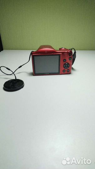 Компактный фотоаппарат