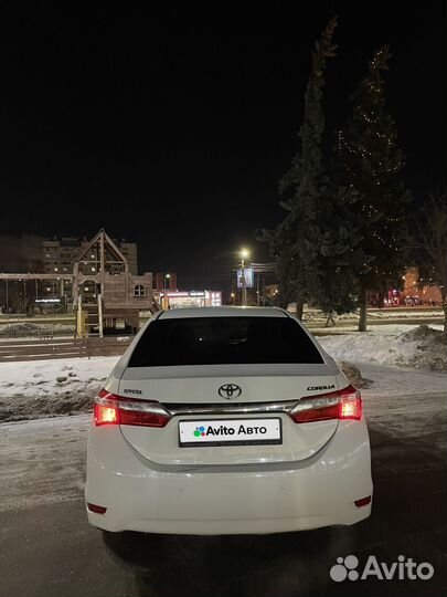 Toyota Corolla 1.6 CVT, 2013, битый, 137 000 км