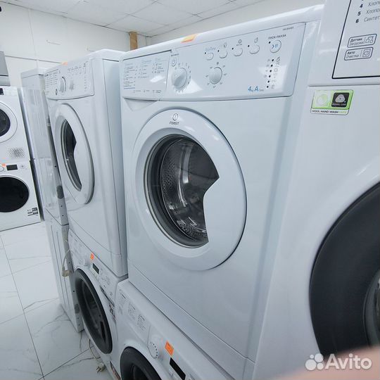 Узкая стиральная машина indesit