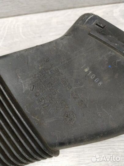 Патрубок воздушного фильтра Mercedes E-Class W211