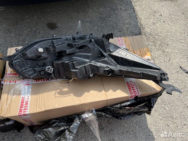 Фары toyota siena