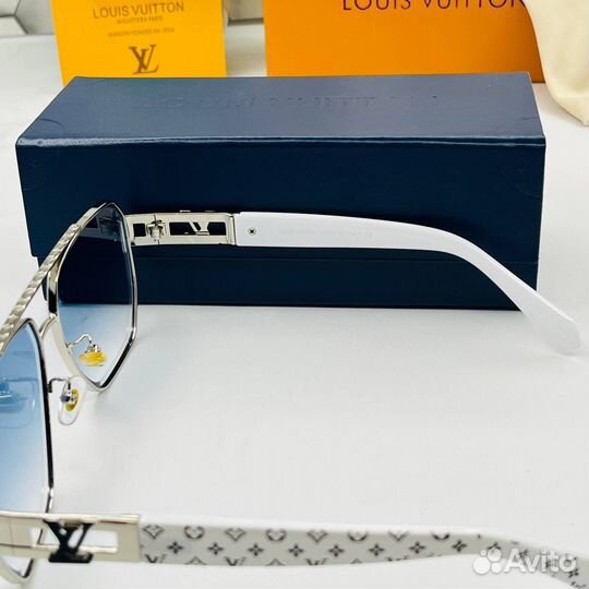 Солнцезащитные очки louis vuitton