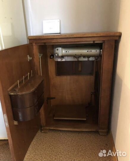 Швейная машина altenburg