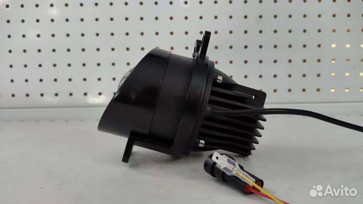 Противотуманки на toyota be led (белый+жёлтый)