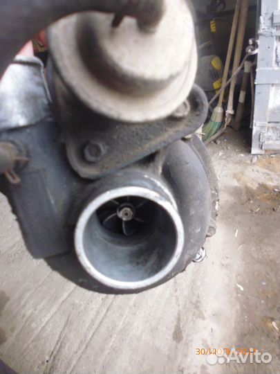 Киа карнивал 2002г.в турбина 2.9