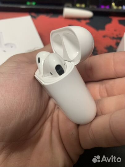Airpods
