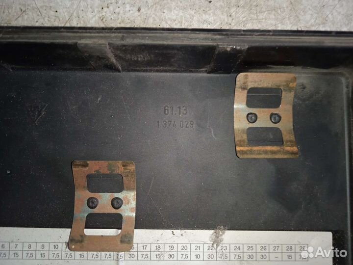 Крышка блока предохранителей BMW 5 E34 бмв 5 Е34