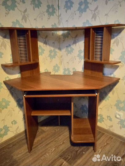 Компьютерный стол бу