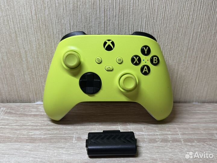 Джойстик xbox series x Оригинал