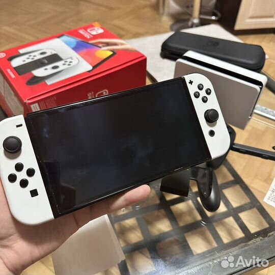 Nintendo Switch Oled / 256 / Прошитая