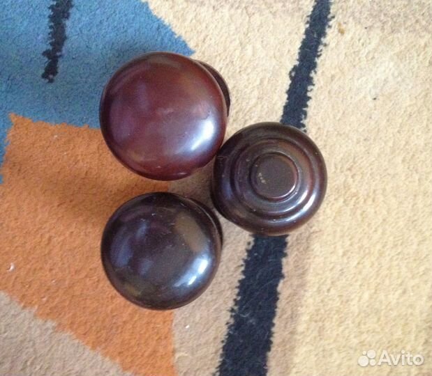 Дверные ручки деревянные