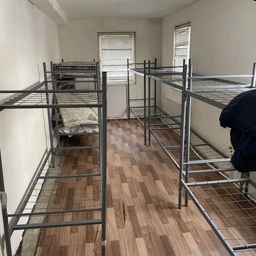 Коттедж 800 м² на участке 5 сот.