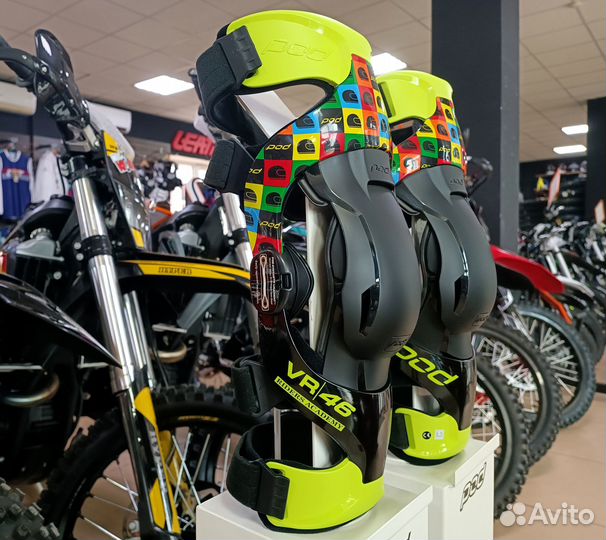 Защита колена POD K4 2.0 VR46