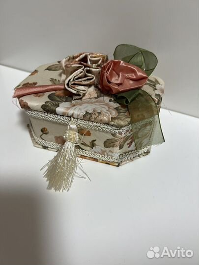 Шкатулки для украшений, ключница, коробки