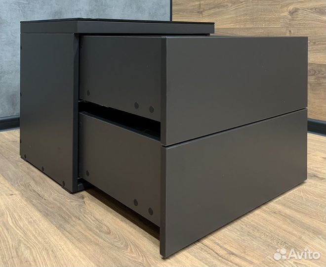 Тумба прикроватная