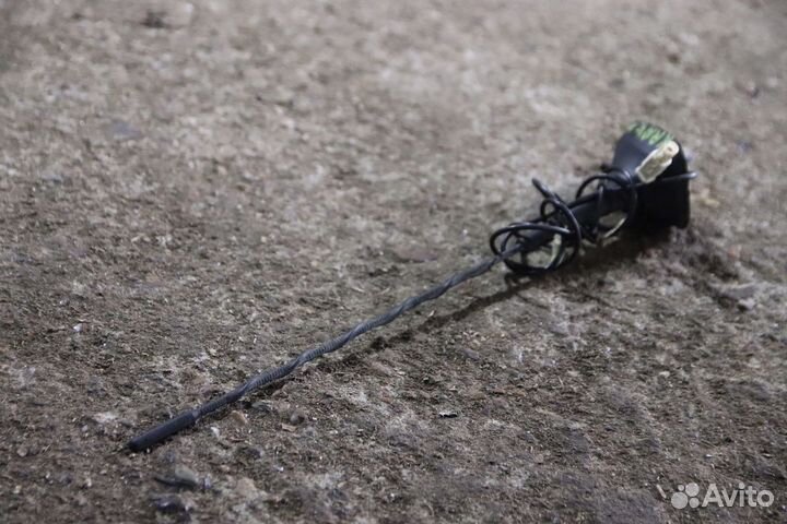 Антенна штатная на Лада X-ray