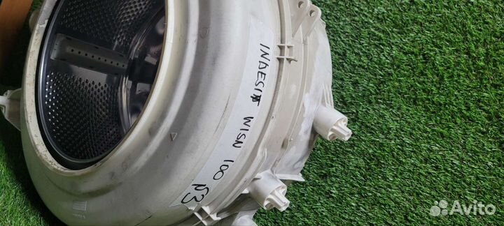 Бак в сборе стиральной машины Indesit wisn 100