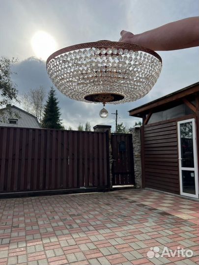Люстра хрустальная потолочная