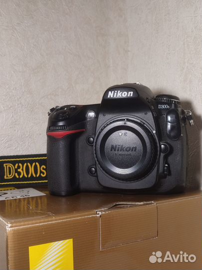 Nikon D300s Body (пробег 19тыс) Идеал
