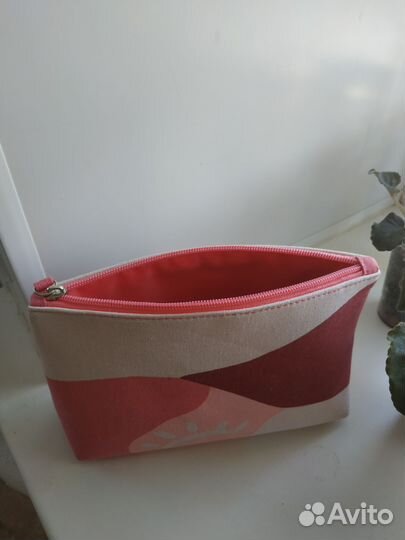 Косметичка ив роше Yves rocher