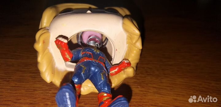Фигурка funko pop Captain Marvel