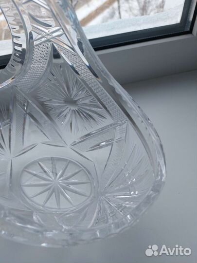 Хрустальная ваза