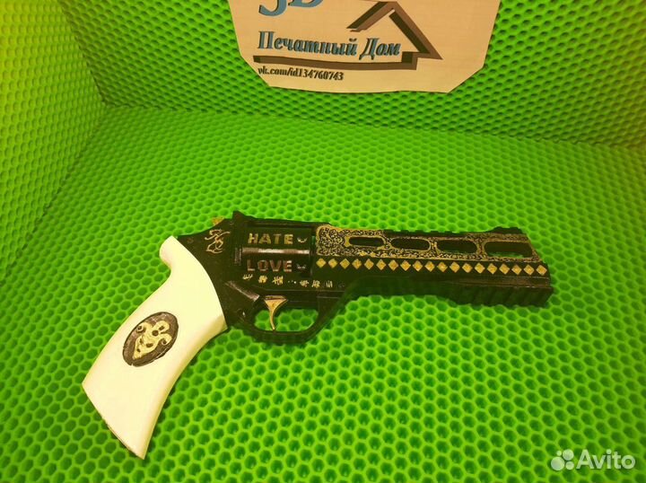Пистолет персонажа Харли квинн, косплей