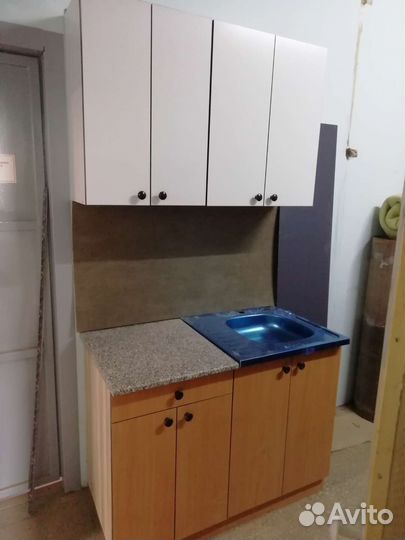 Кухонный гарнитур новый 1,1 м