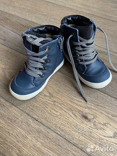 Ботинки демисезонные 23 размер
