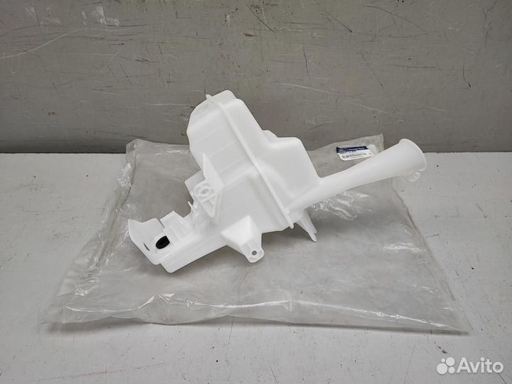 Бачок омывателя hyundai solaris 2014-2017 новый ор