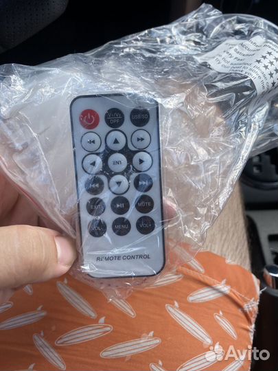 Подголовник с монитором 7 дюймов