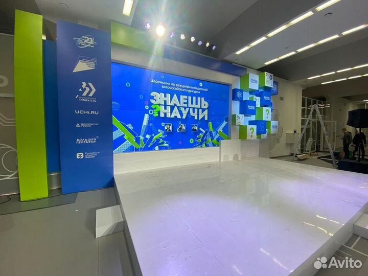 Широкоформатная печать баннеров, Беклит, Наклейки