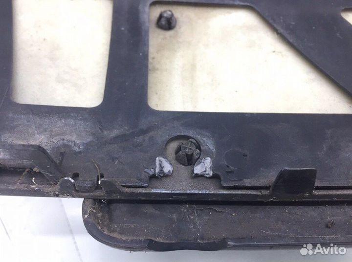 Решетка радиатора 1K5853651 Volkswagen Golf 5 (200