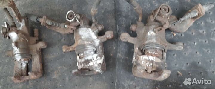 Суппорт задний Ниссан Примера Р10