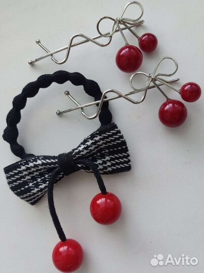 Набор заколок