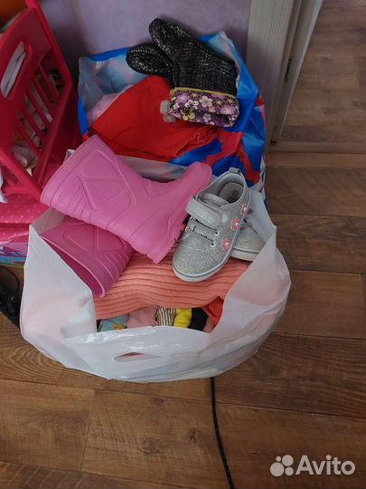 Продам одежду детскую