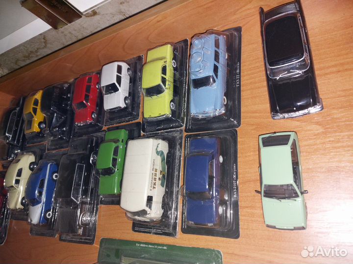 Коллекционные машинки Deogastini